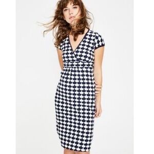 Boden Scallop Print V-Neck Dress